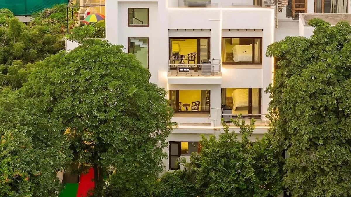 Tranquil Nest In Gurgaon With Balcony Daire 0*,